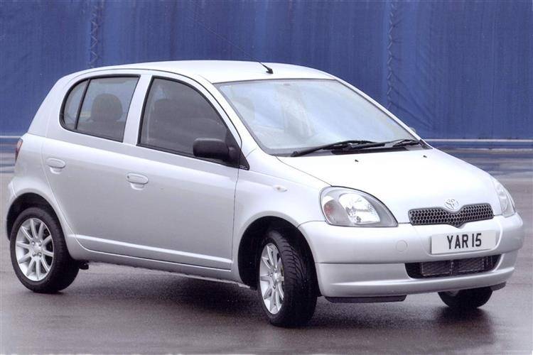 Resultado de imagen para TOYOTA YARIS 1999