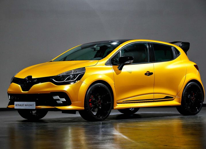 Could This 275hp Renault Clio Be The World S Greatest Hot
