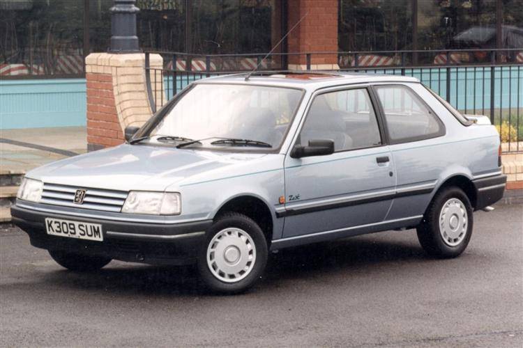 peugeot 309 хэтчбек