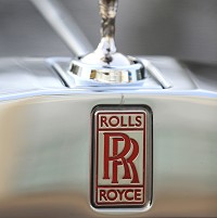 Rolls-Royce unveils 'clever' Wraith