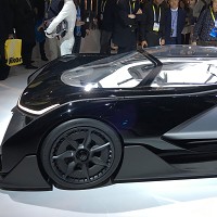 Las Vegas showcases new car tech