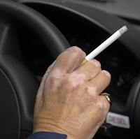 Wales seeks car smoking ban