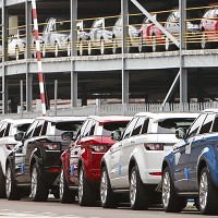 Exported cars bring in record £2.4bn