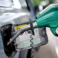 Supermarkets to slash 2p off petrol