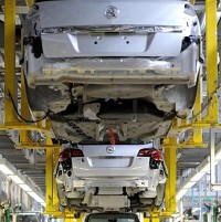 British car market 'bucks trend'