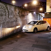 Electric vehicle powers subway art