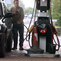 Asda reduces price of petrol