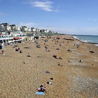 English areas 'hotter than Barcelona'