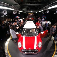 BMW to split production of Mini