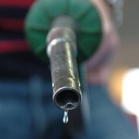 Cheaper petrol helps to slow inflation