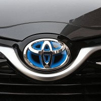 Airbag worries prompt UK car recall
