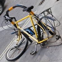 Car device acts on potential risks