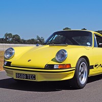 Porsche 911 judged 'best investment'