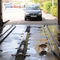 Washing cars at home 'in decline'