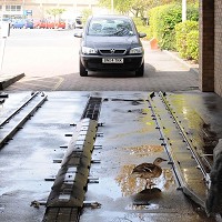 Drivers 'too lazy to wash the car'