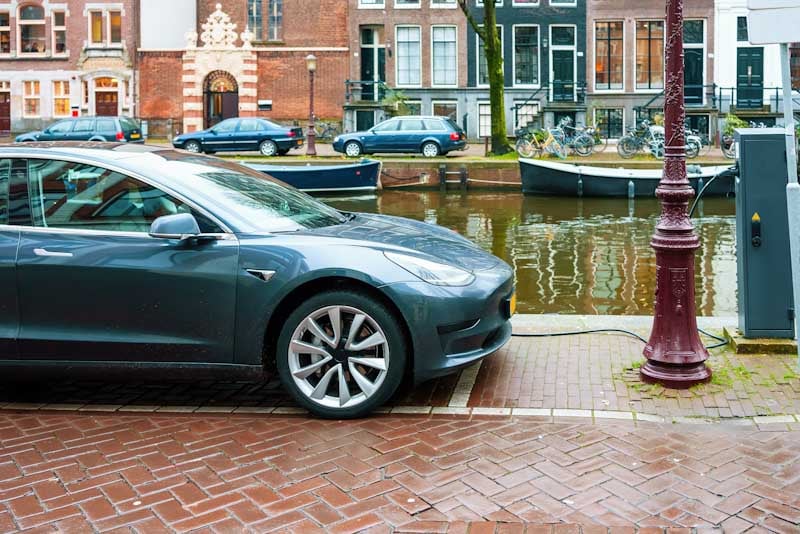 amsterdam driving parking