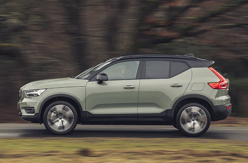  Volvo-XC40-Recharge-Pure-Electric
