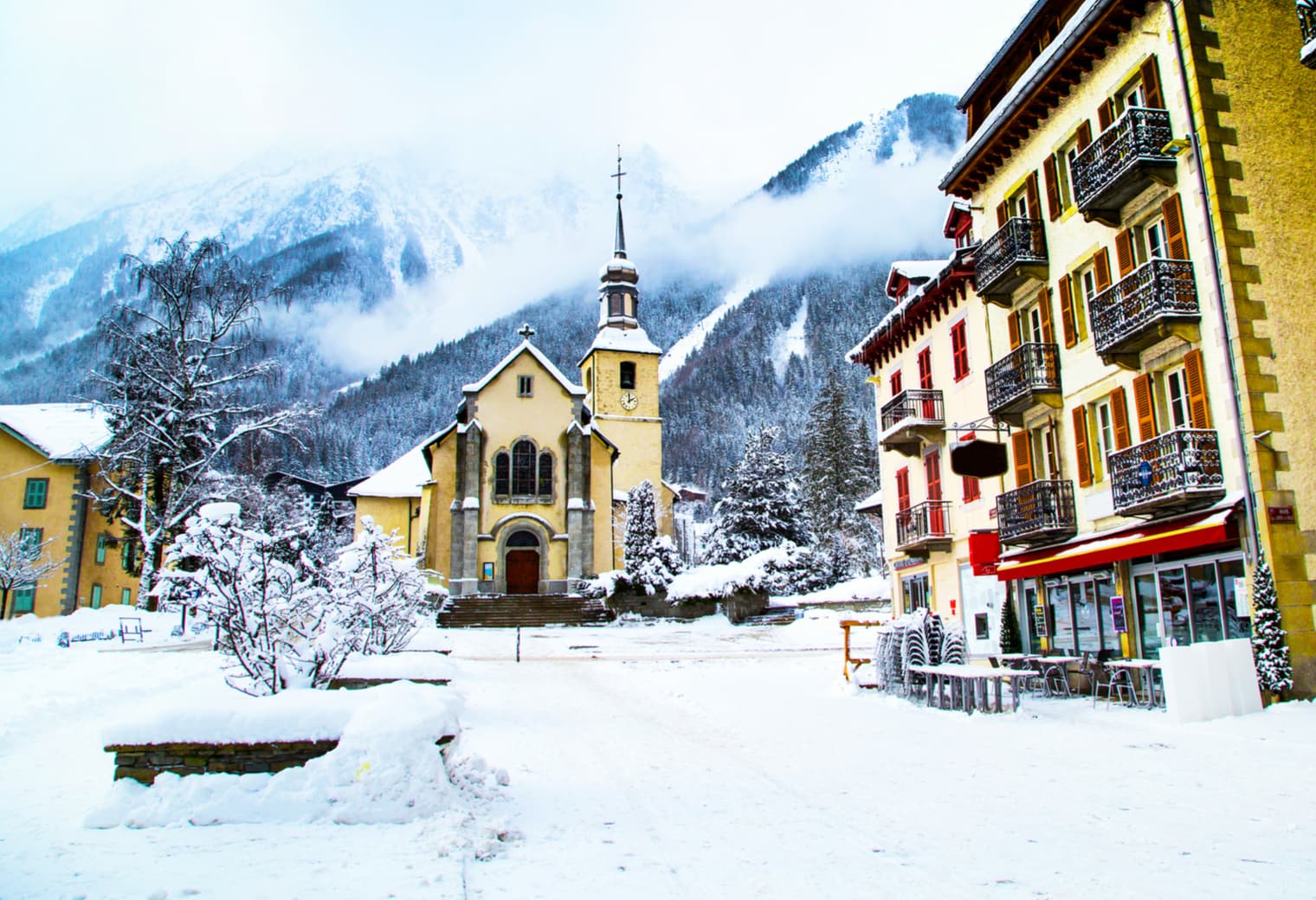 chamonix ski resort France 