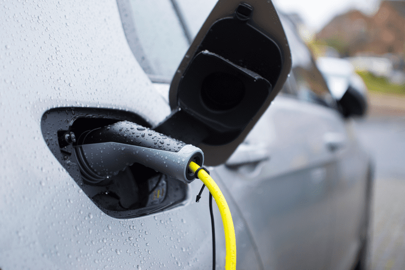 electric-car-charge-cost-home