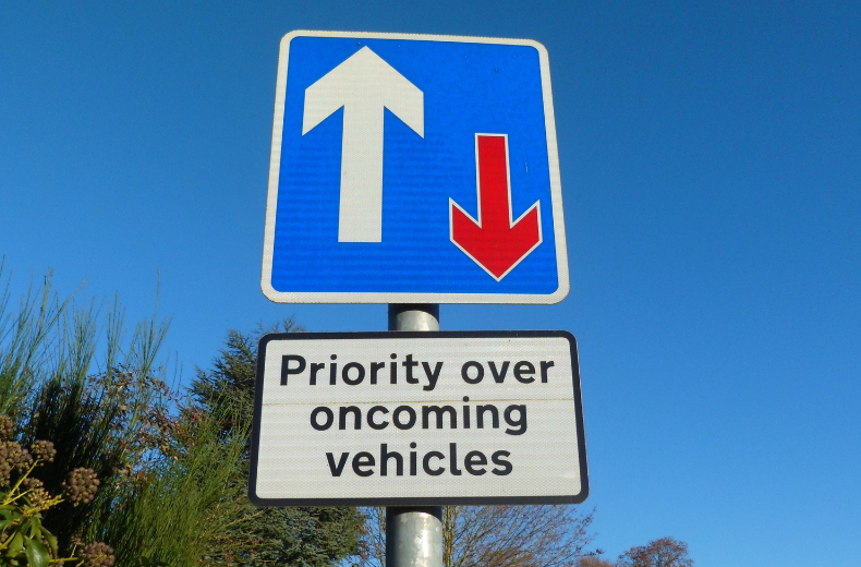 The Highway Code Uk Road Signs And What They Mean Rac Drive The Highway Code Uk Road Signs And What They Mean Rac Drive