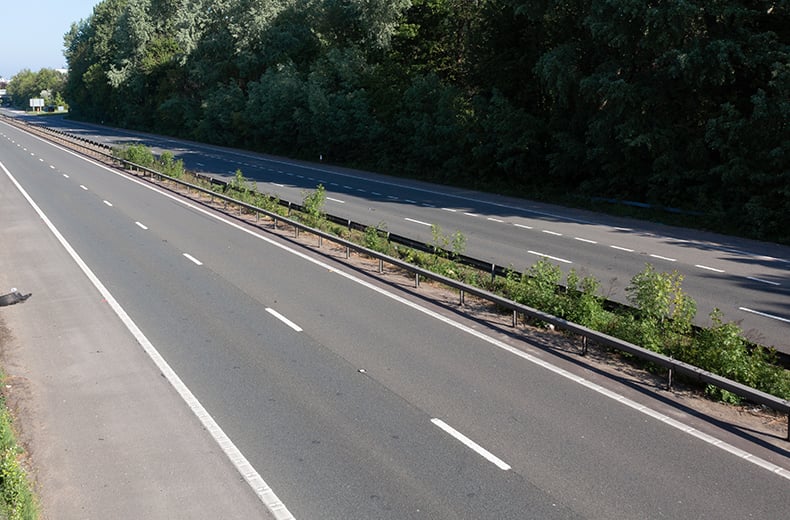 road-markings-lane-line