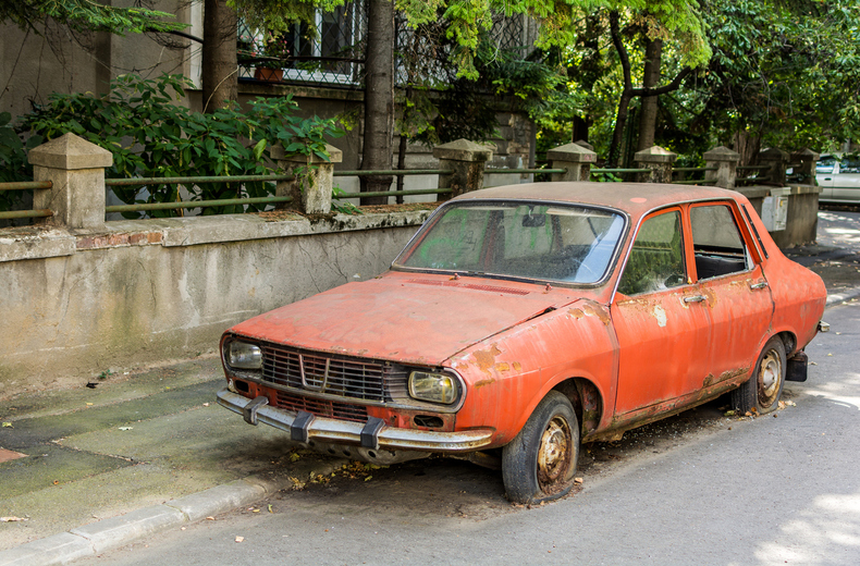 rust-car-off-road