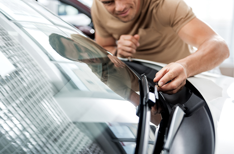 car-maintenance-checks-rubber-wipers-aarons-autos