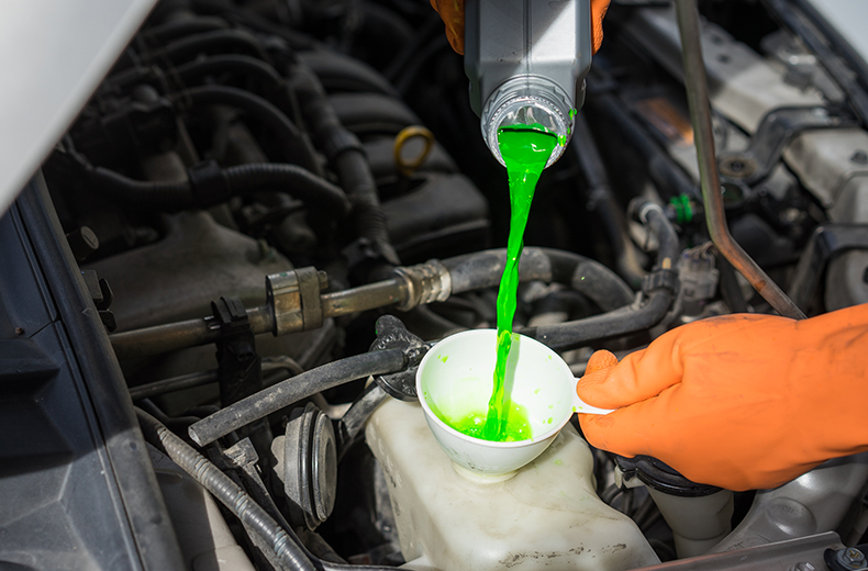 car-maintenance-checks-coolant-antifreeze-aarons-autos
