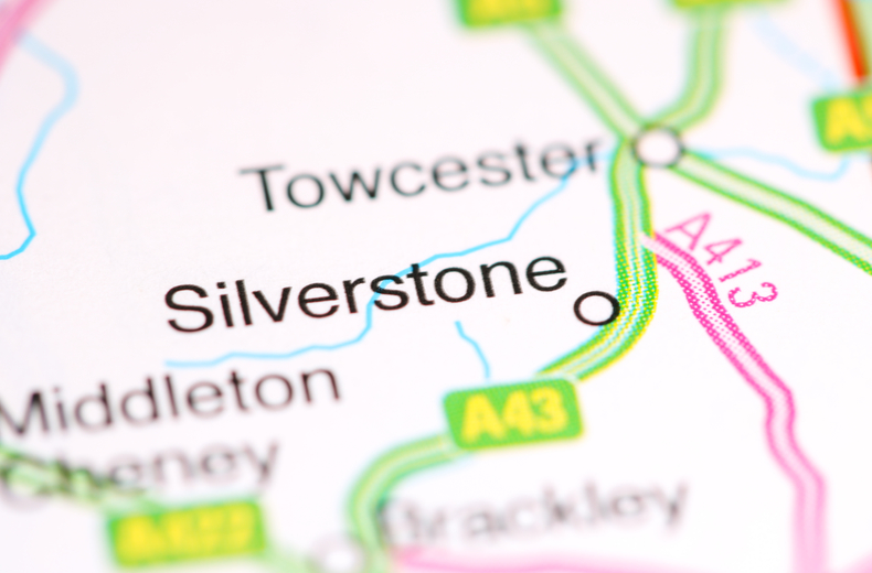driving-experiences-gifts-drive-silverstone