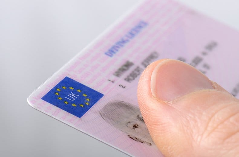 moving-house-yourself-own-car-licence