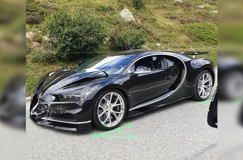 supercar-crash-alps-overtake-2