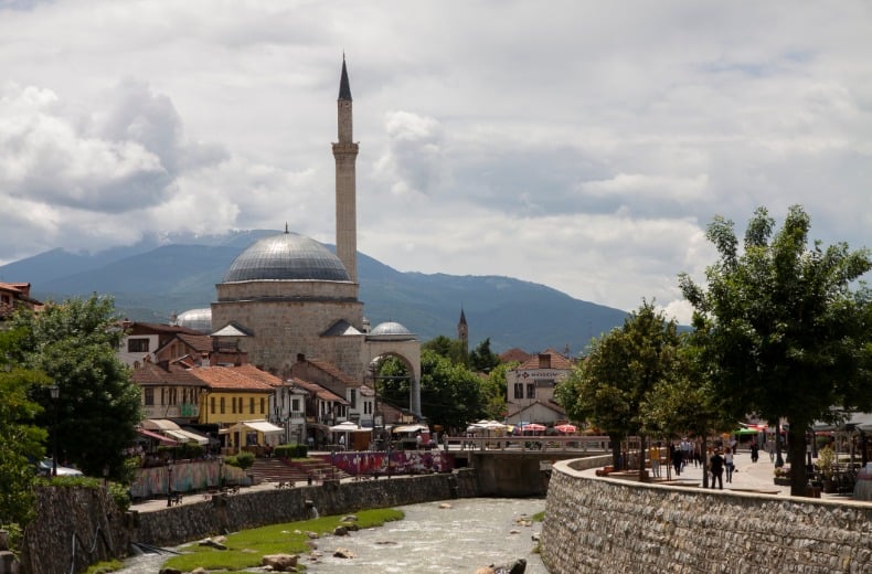 driving-abroad-tips-kosovo