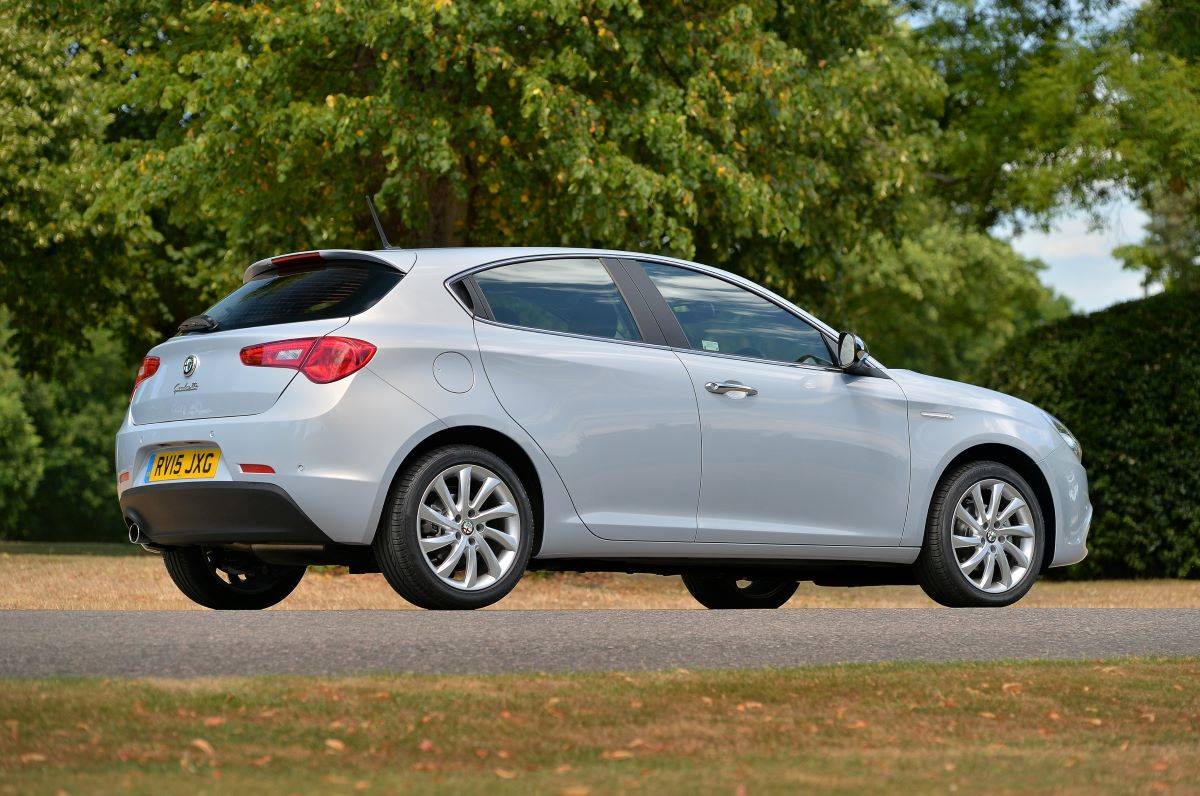 Alfa Romeo Giulietta 2014 rear side