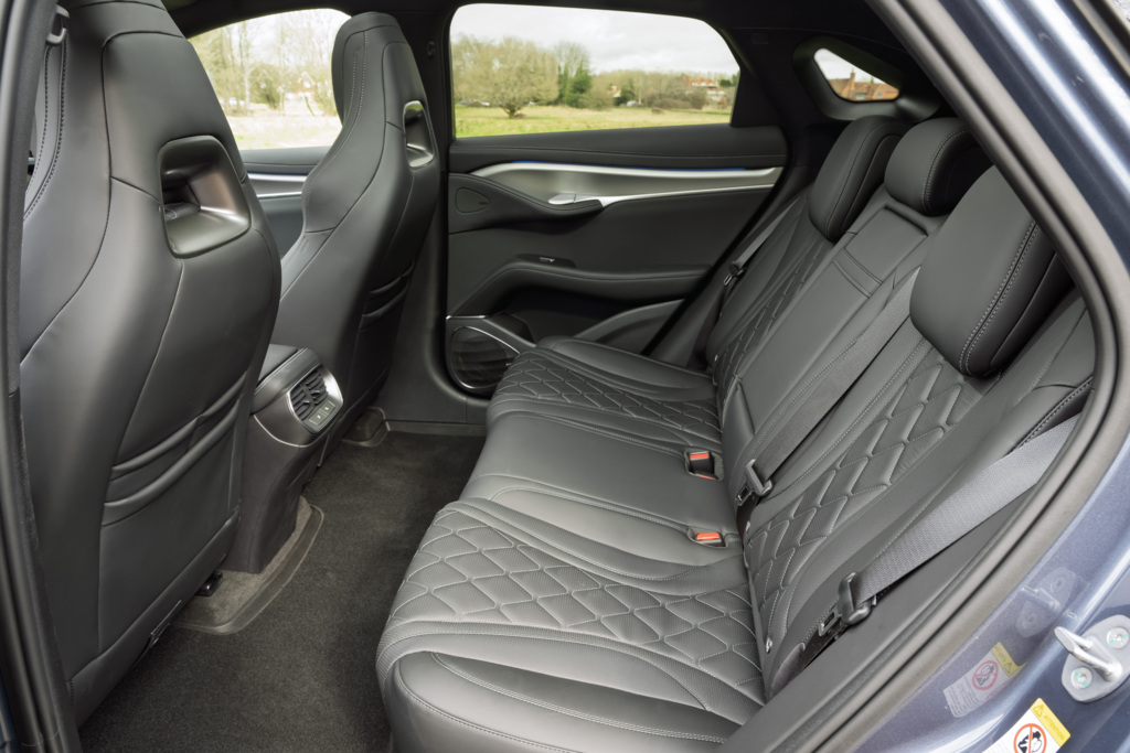 BYD Sealion 7 rear seats