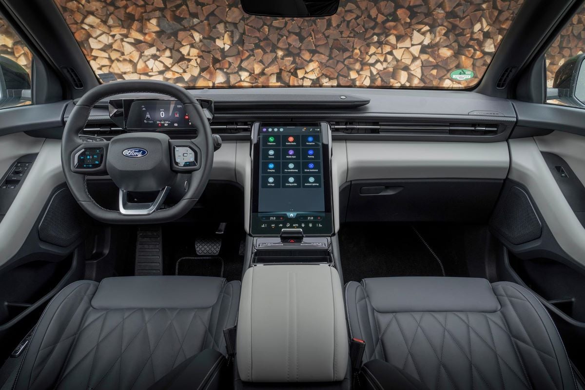 Ford Explorer interior