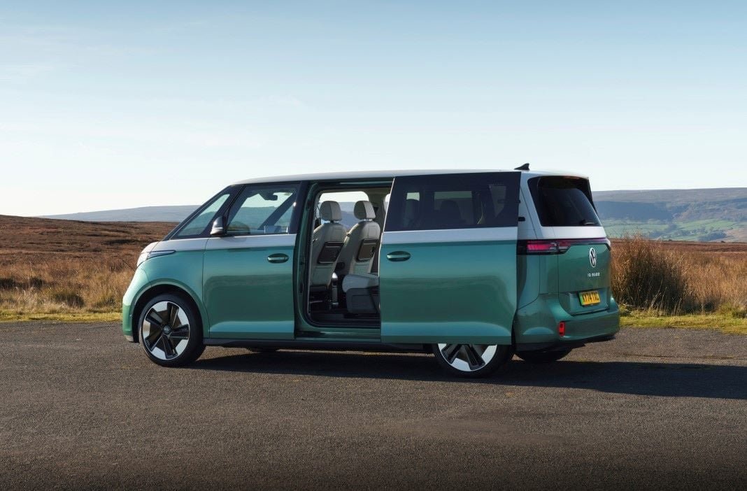 VW ID. Buzz side sliding door
