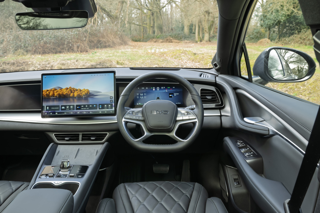 BYD Sealion 7 interior