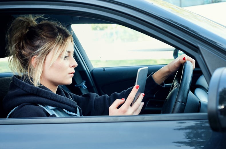 report-dangerous-driving-phone