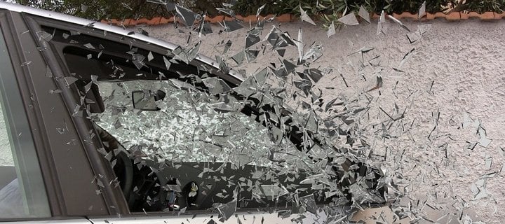 car glass shattering 