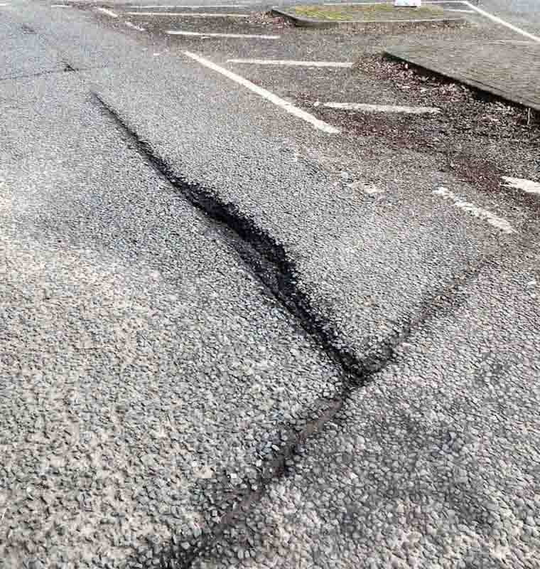 pothole uk